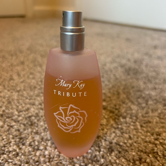 Mary Kay Other - Mary Kay Tribute Perfume
